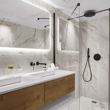בית נופש Luxurious Penthouse Of קאן