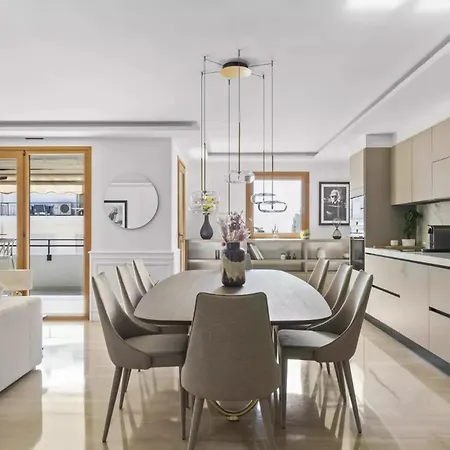 Luxurious Penthouse Of Ferienhaus Cannes